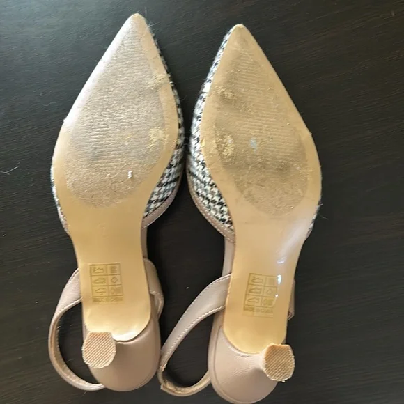 Journee Collection shoes in great condition - Picture 5 of 5